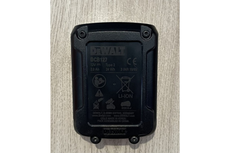 Купить Аккумулятор DEWALT 12В 2Ач Li-Ion  DCB127 фото №5